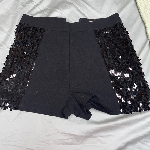 San Joy Pants - Black high waisted shorts with sequin detail
